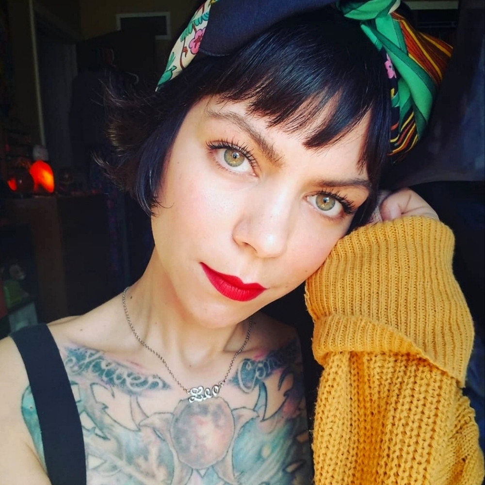 Meet your Posher, Jenny